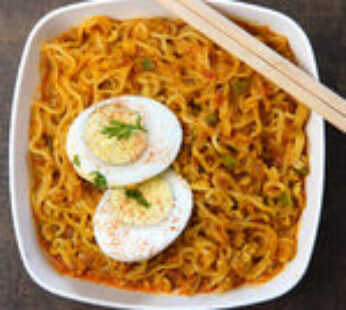 Maggi-Boil Egg Maggi