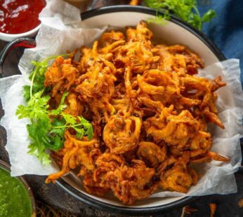 Starter-Onion pakora-Hotel Majestic