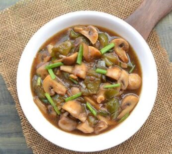 Chinese starter(veg)-Chilli mushroom gravy-Hotel Majestic